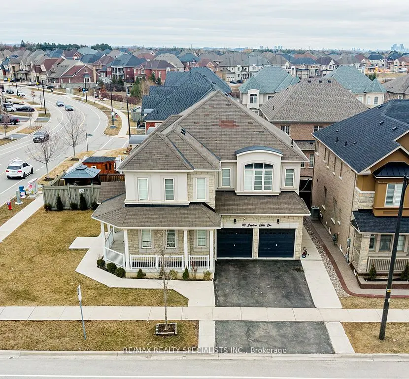 49 Squire Ellis Drive