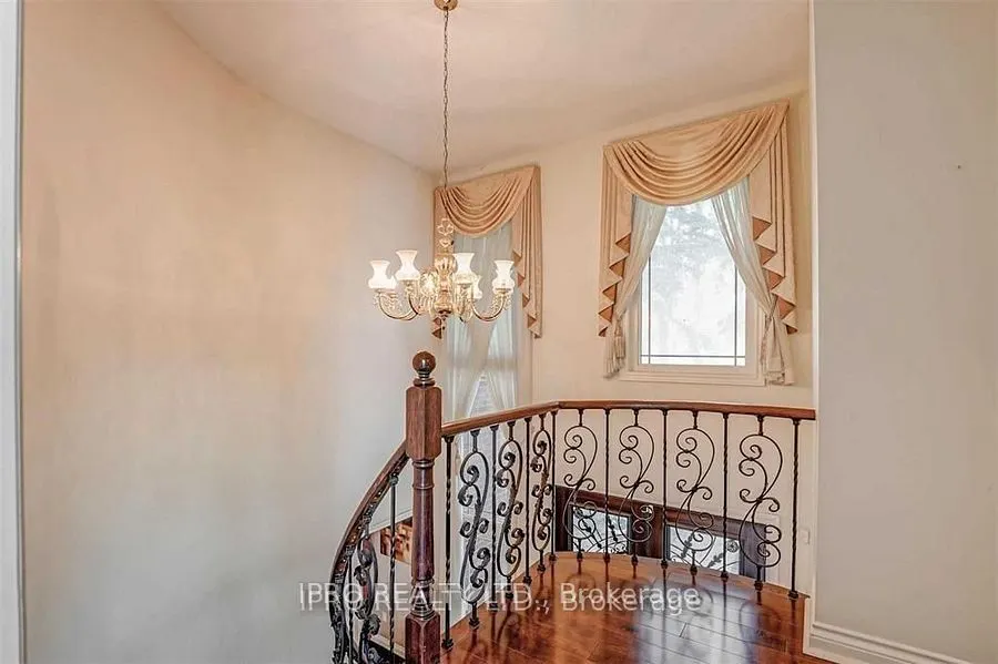 4326 Bridlepath Trail