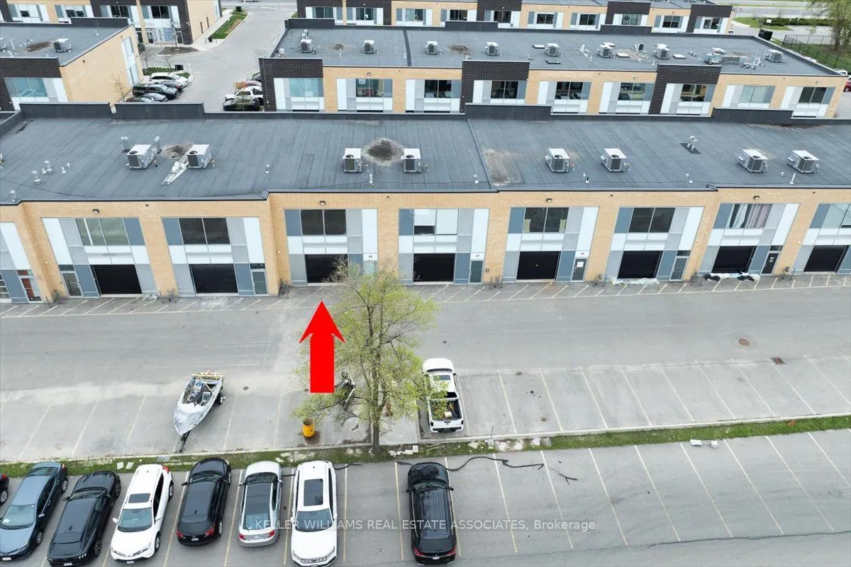 1215 Queensway E, #48