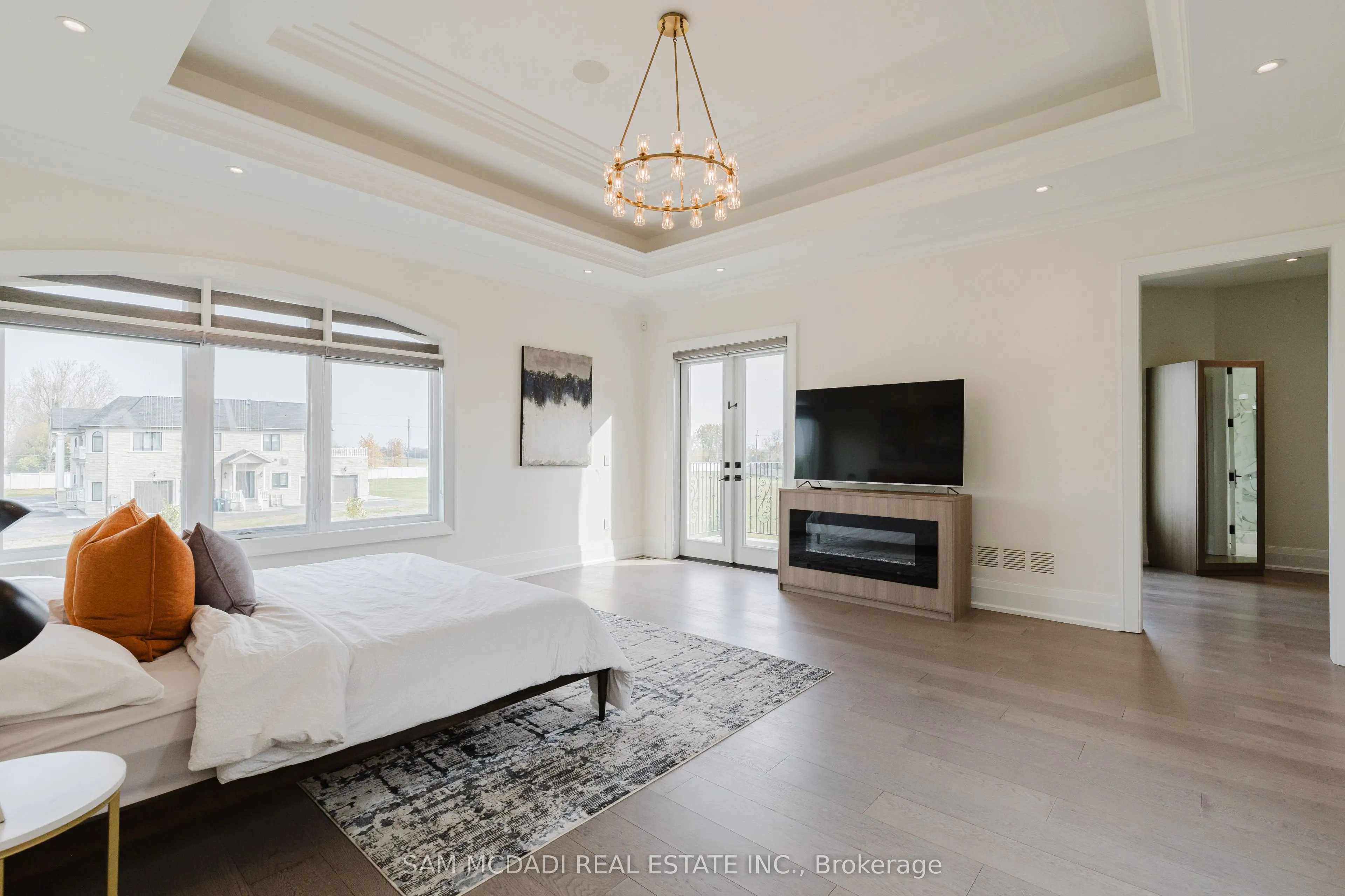 4 Saint Lukes Court