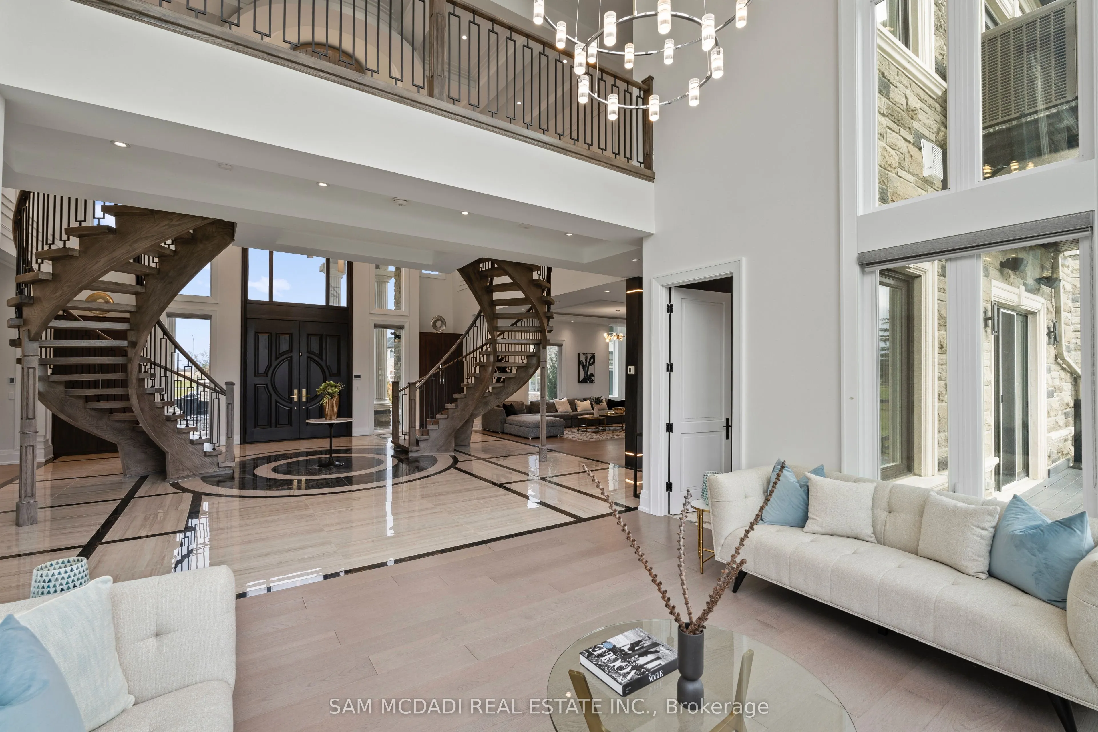 4 Saint Lukes Court