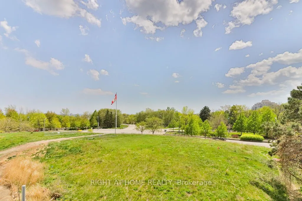 30 Shore Breeze Drive #236