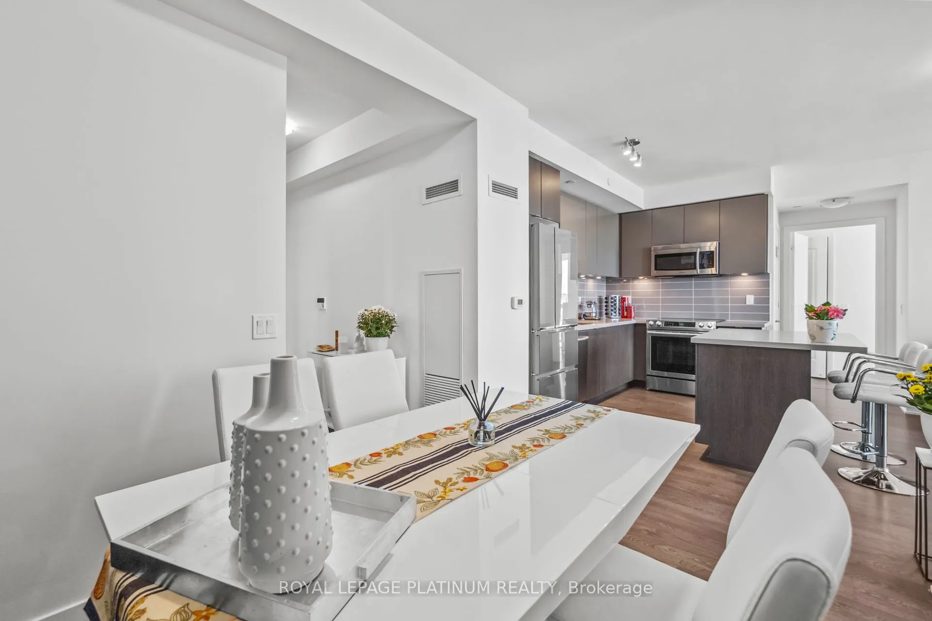 4699 Glen Erin Drive, #409