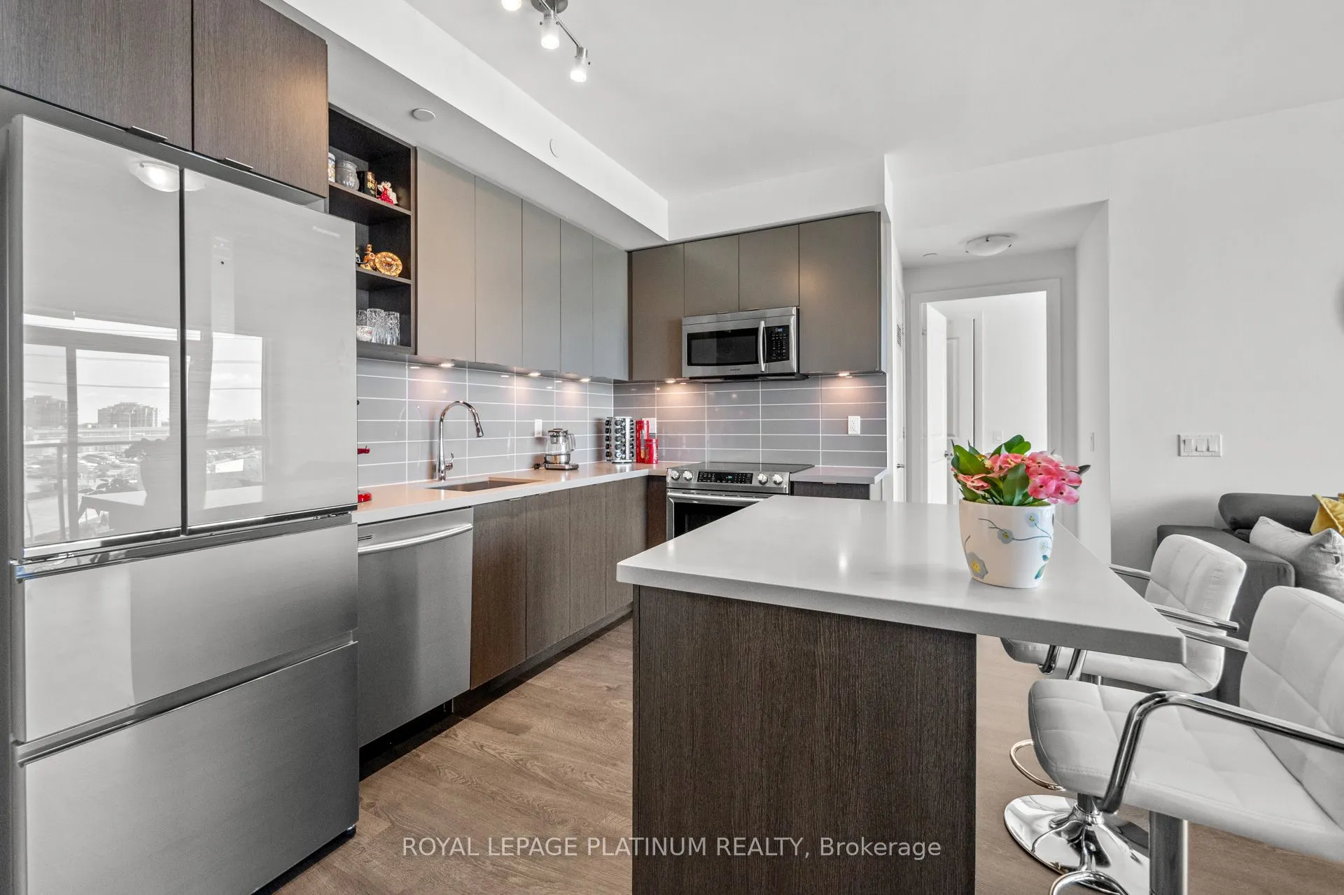 4699 Glen Erin Drive, #409