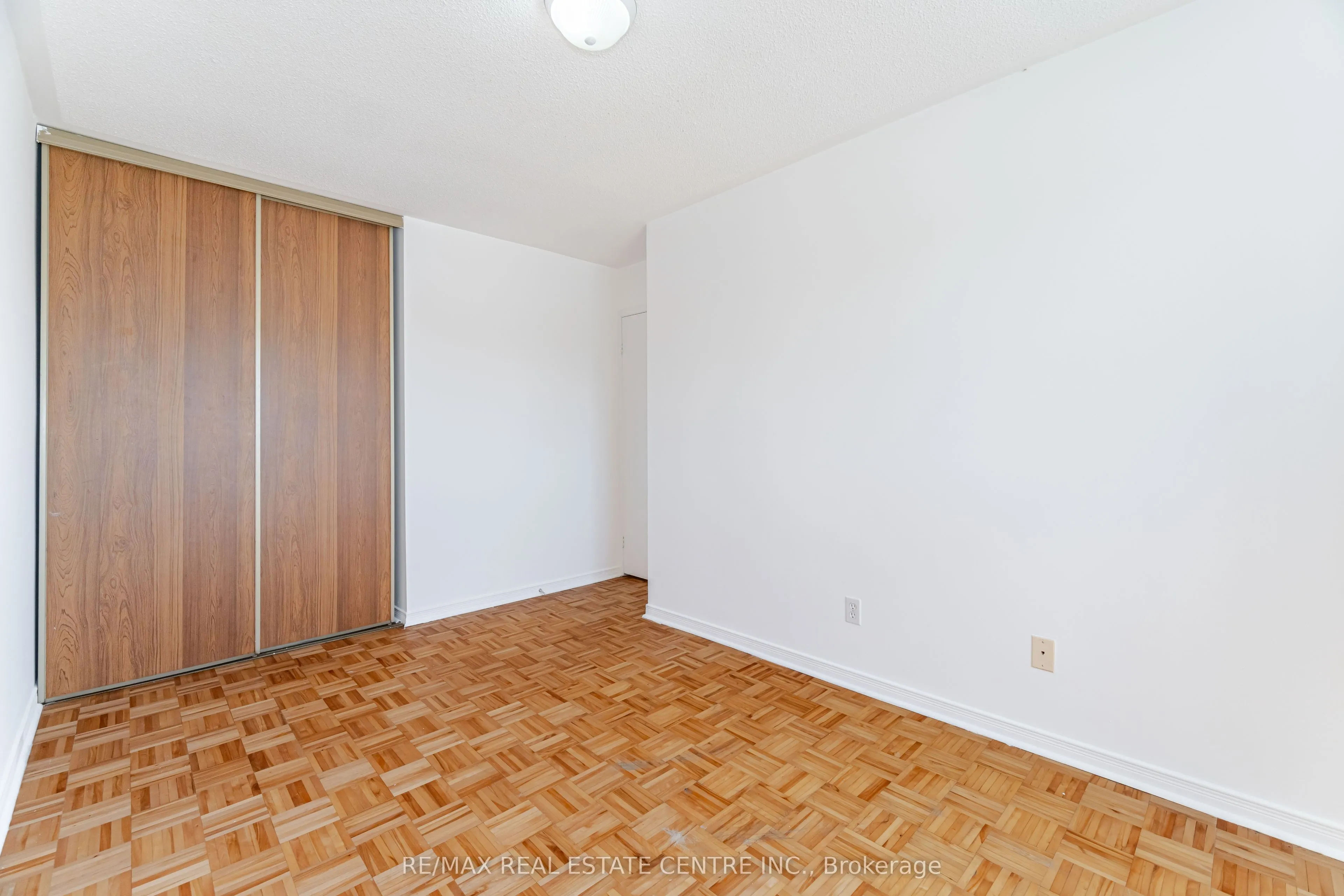122 Moregate Crescent #47