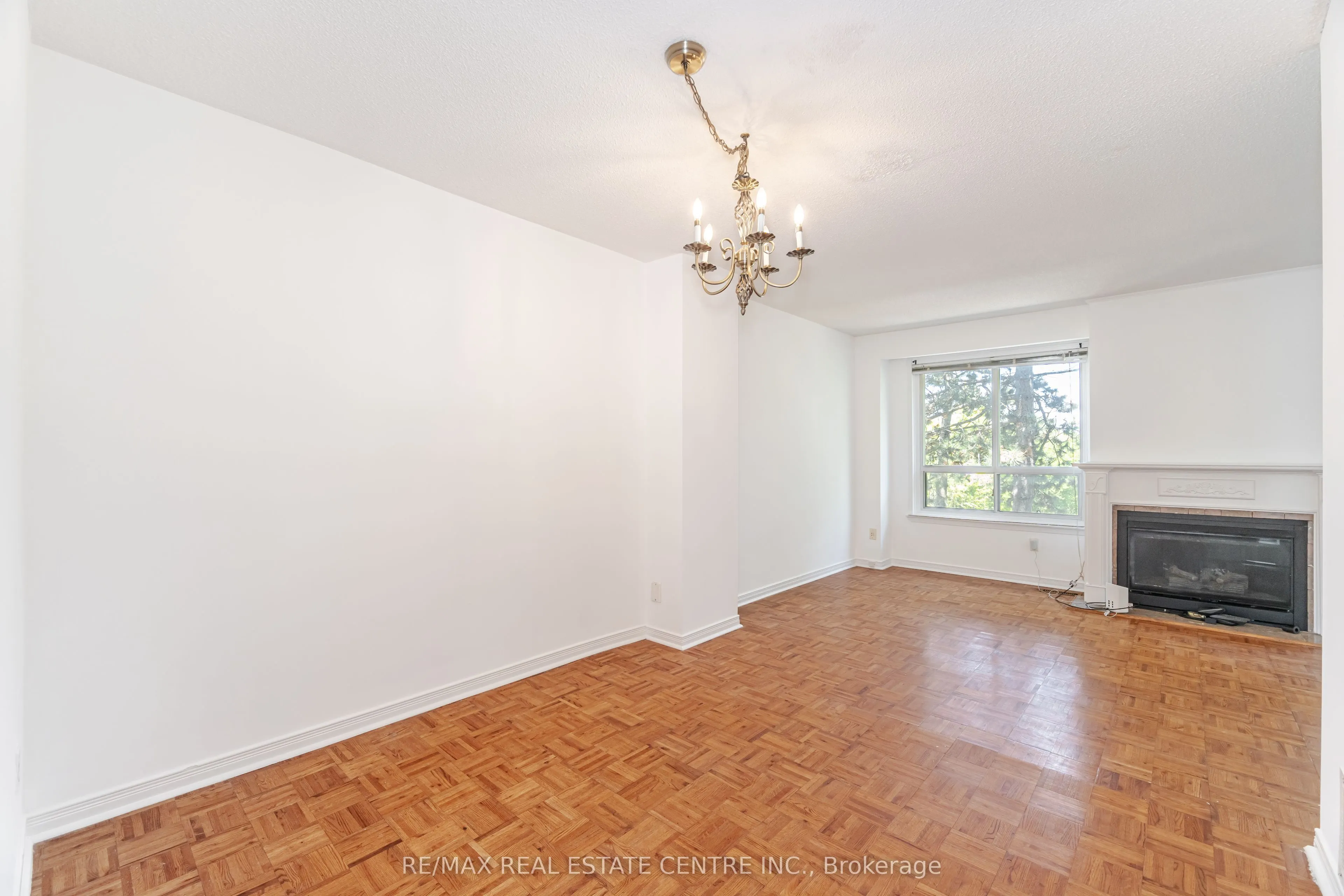 122 Moregate Crescent #47