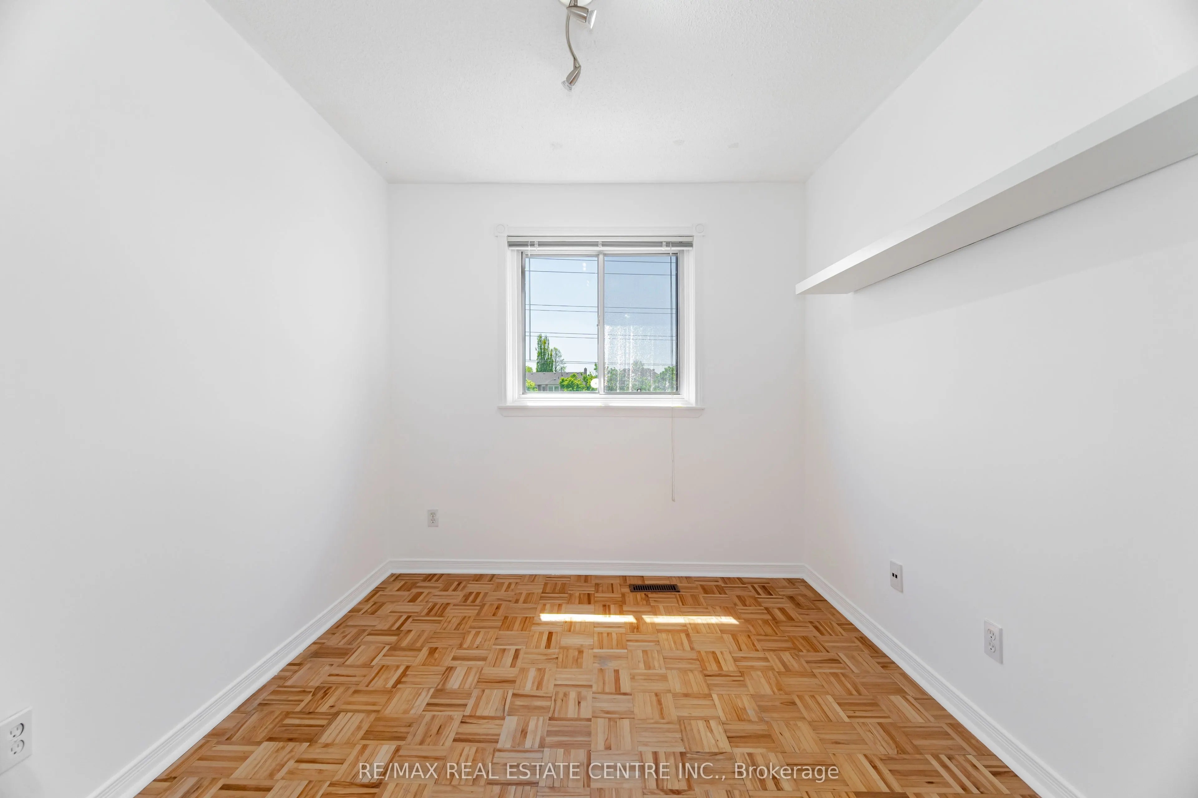 122 Moregate Crescent #47