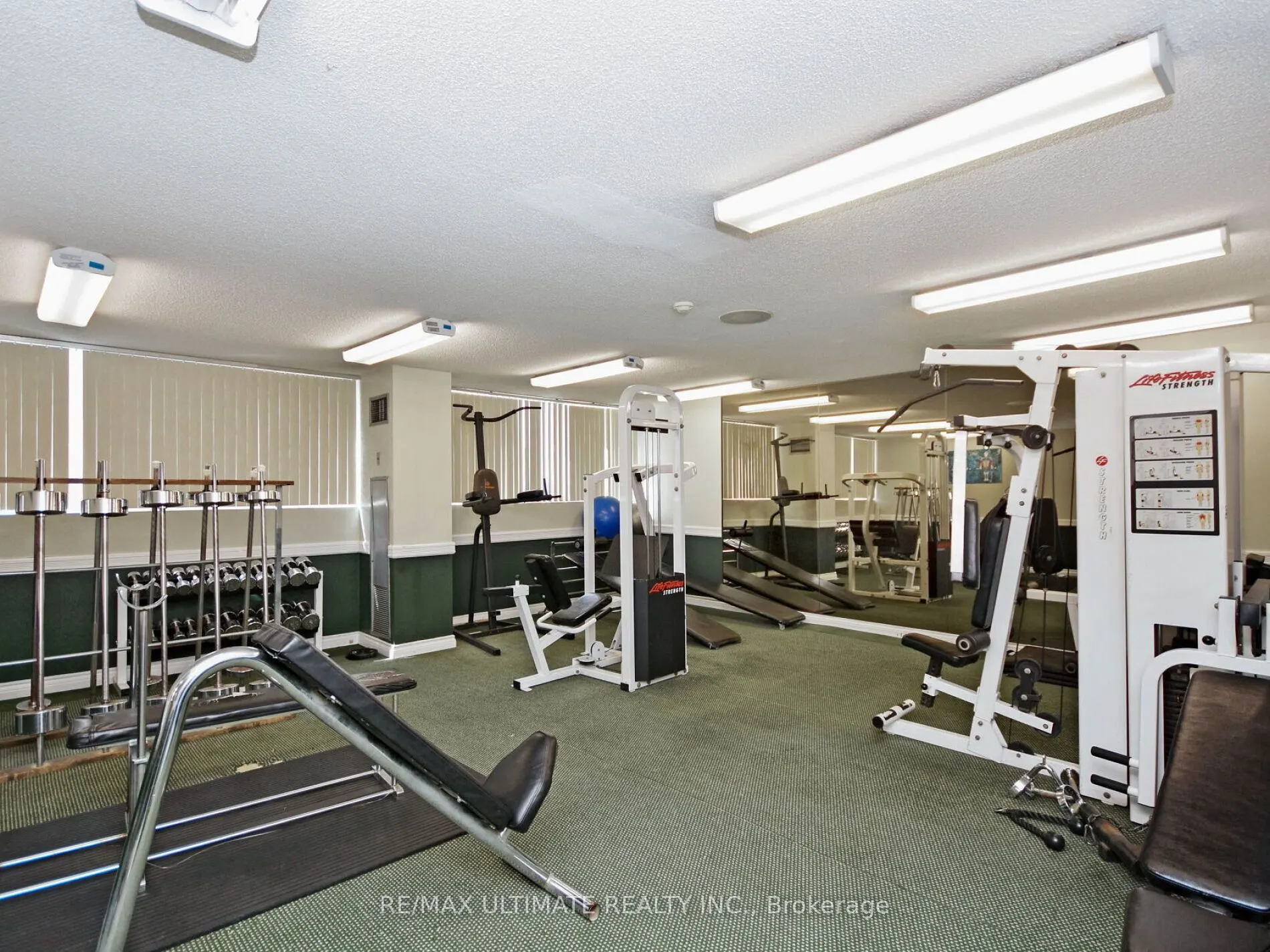 3700 Kaneff Crescent #2101
