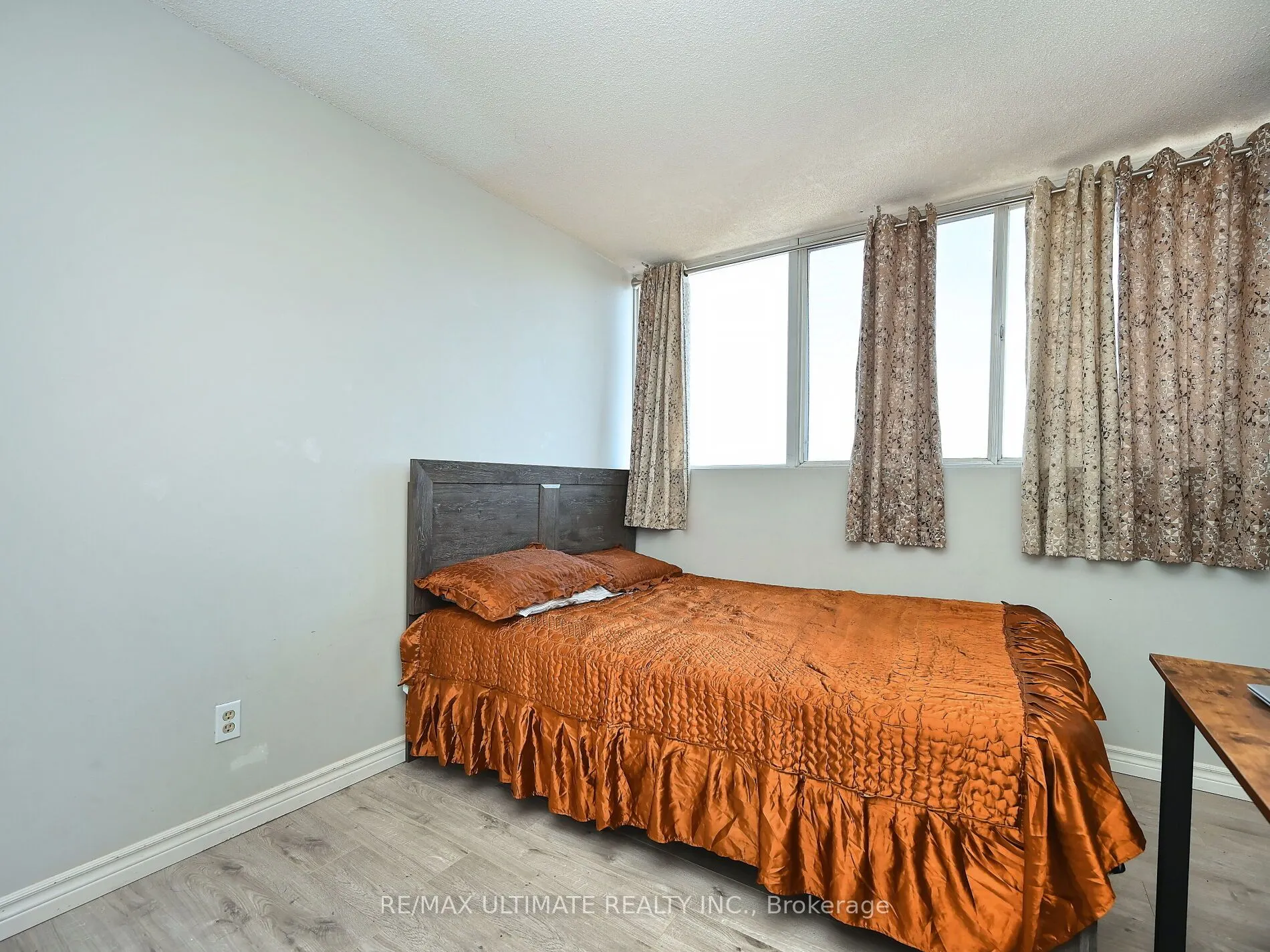 3700 Kaneff Crescent #2101