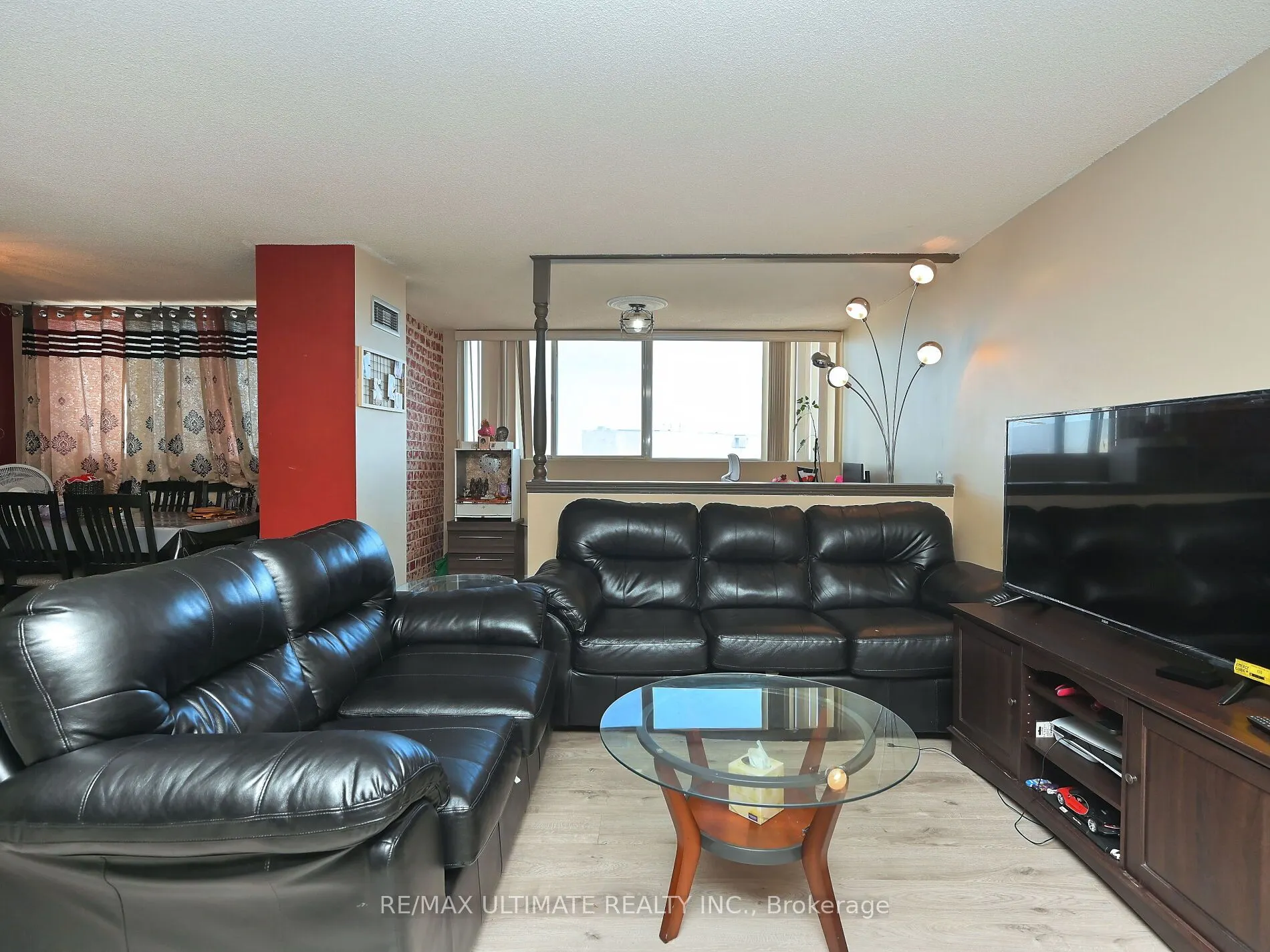 3700 Kaneff Crescent #2101