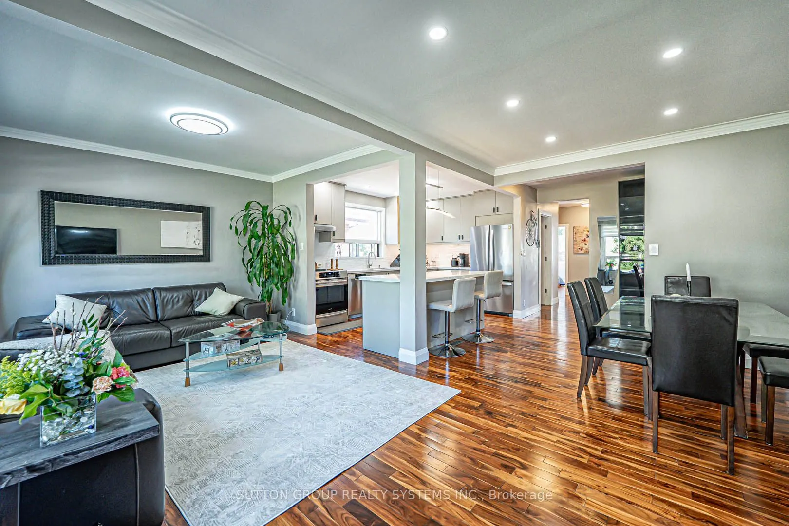 366 Renforth Drive