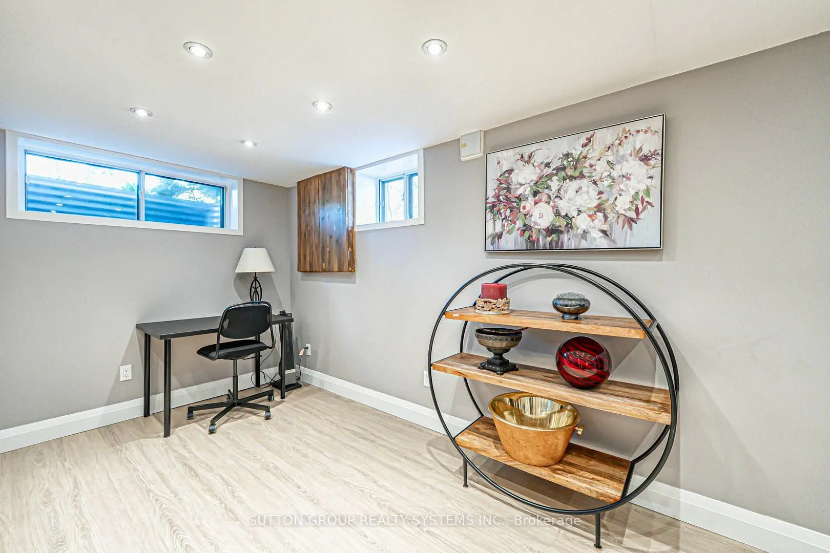366 Renforth Drive