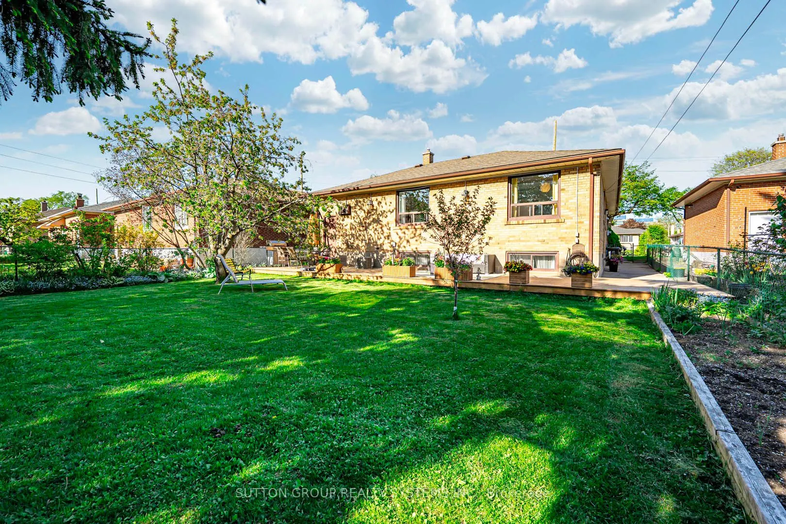 366 Renforth Drive