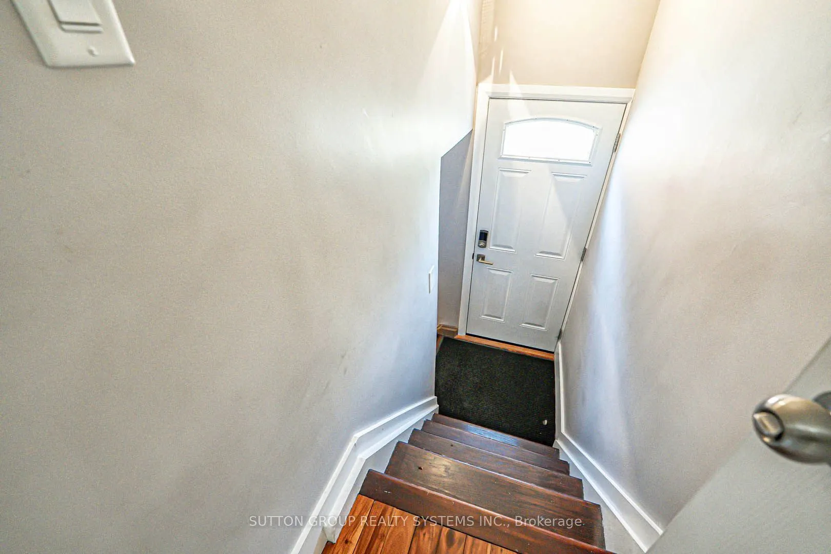 366 Renforth Drive