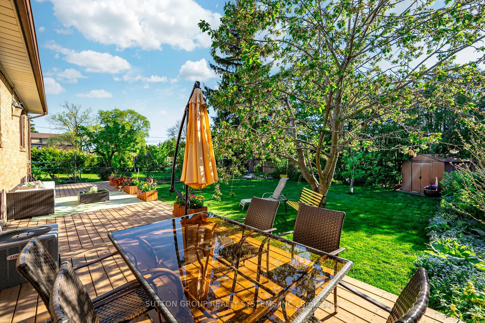 366 Renforth Drive