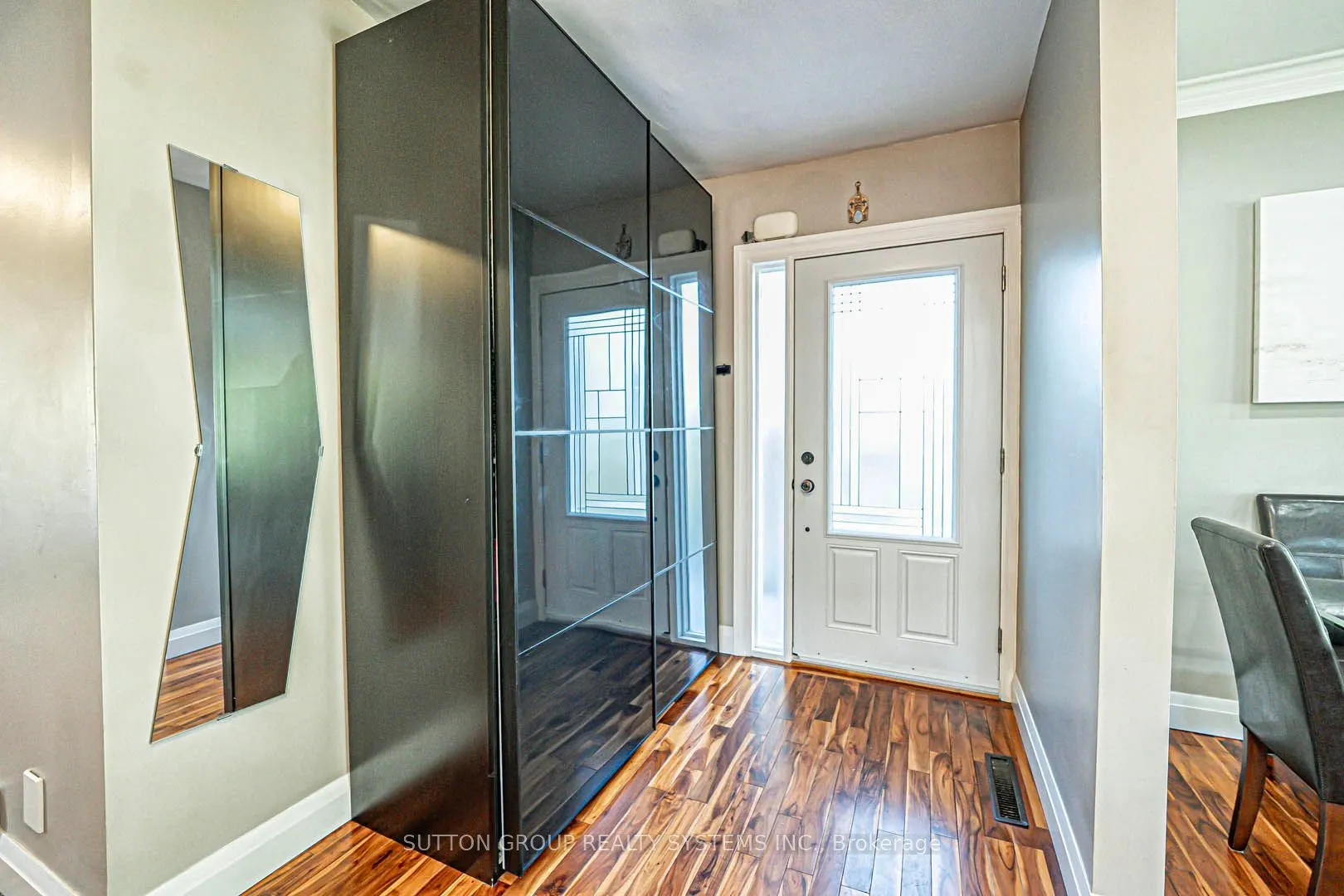 366 Renforth Drive