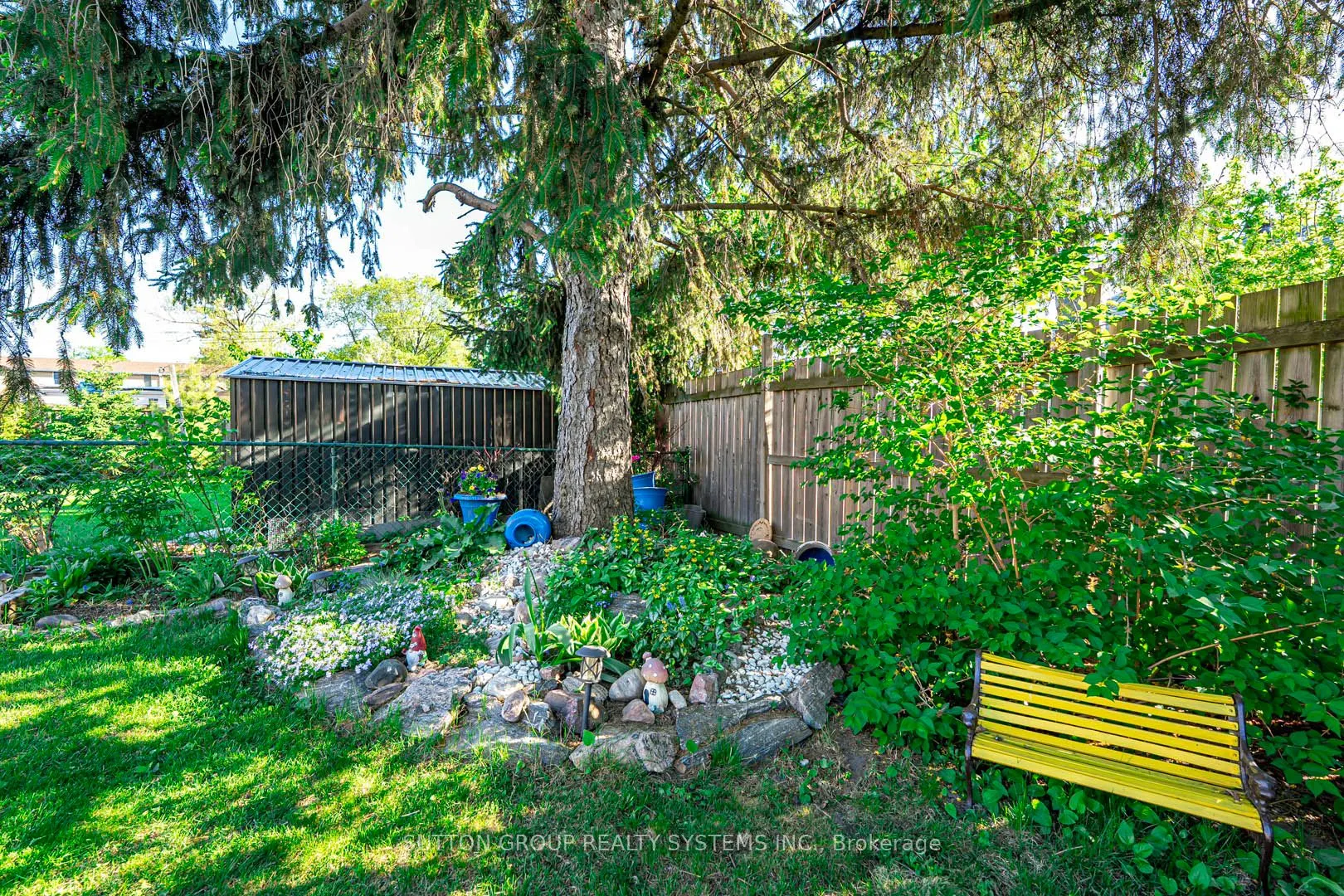 366 Renforth Drive