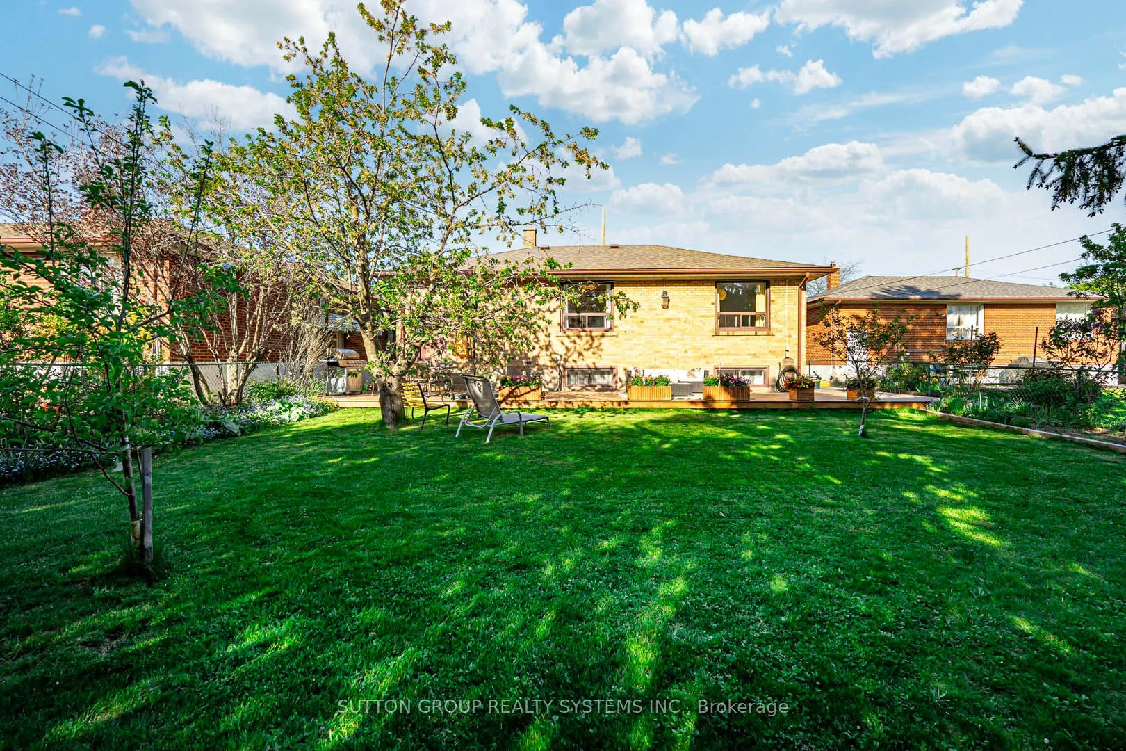 366 Renforth Drive