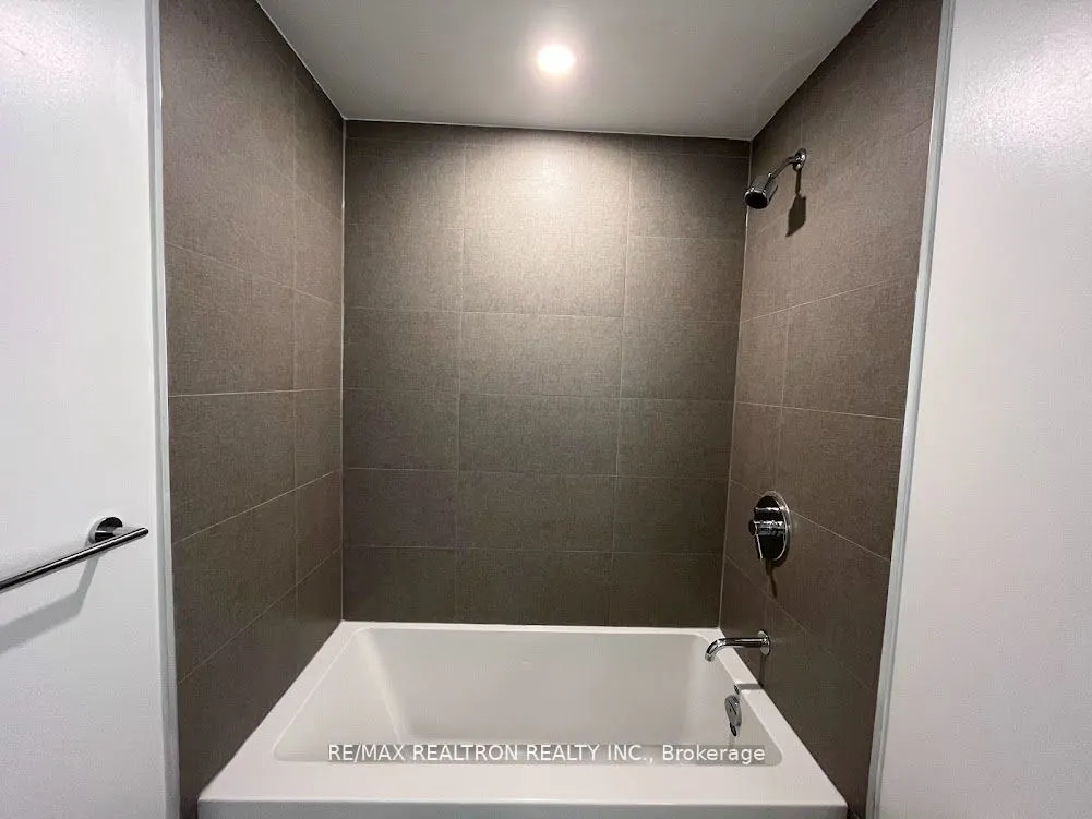 270 Dufferin Street, #619