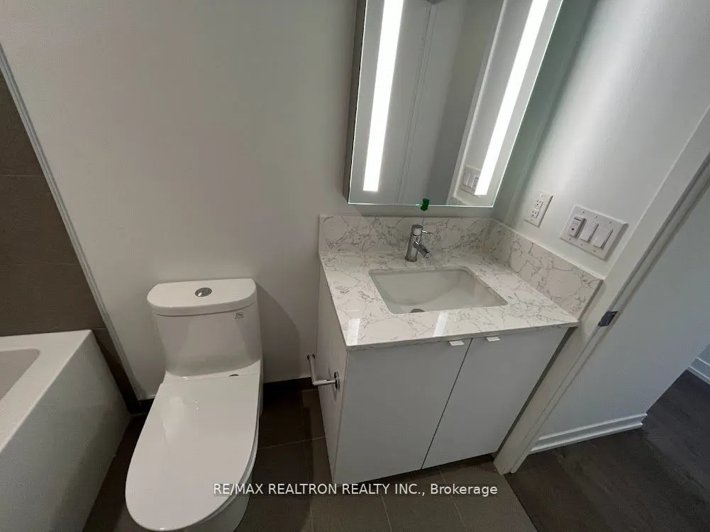 270 Dufferin Street, #619