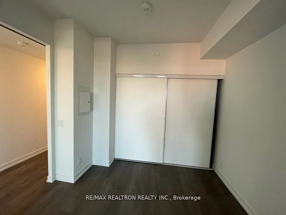 270 Dufferin Street, #619