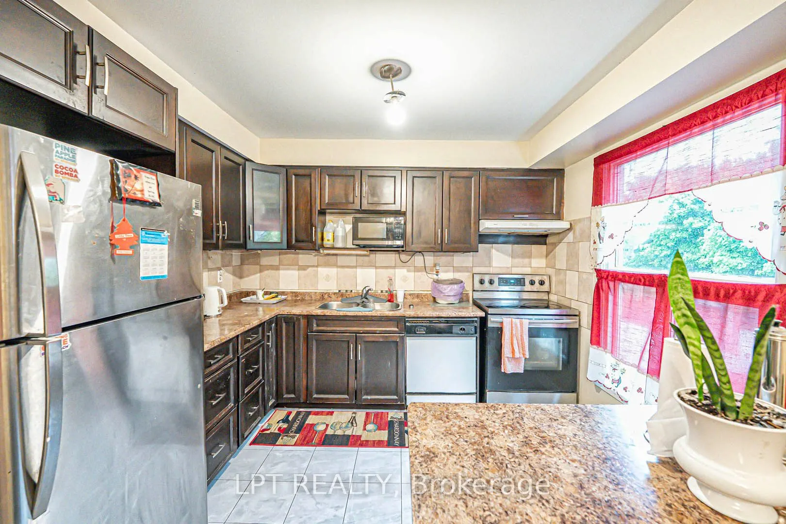 10 Fanshawe Drive