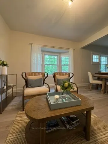 225 Trafalgar Road, #2
