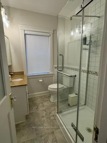 225 Trafalgar Road, #2