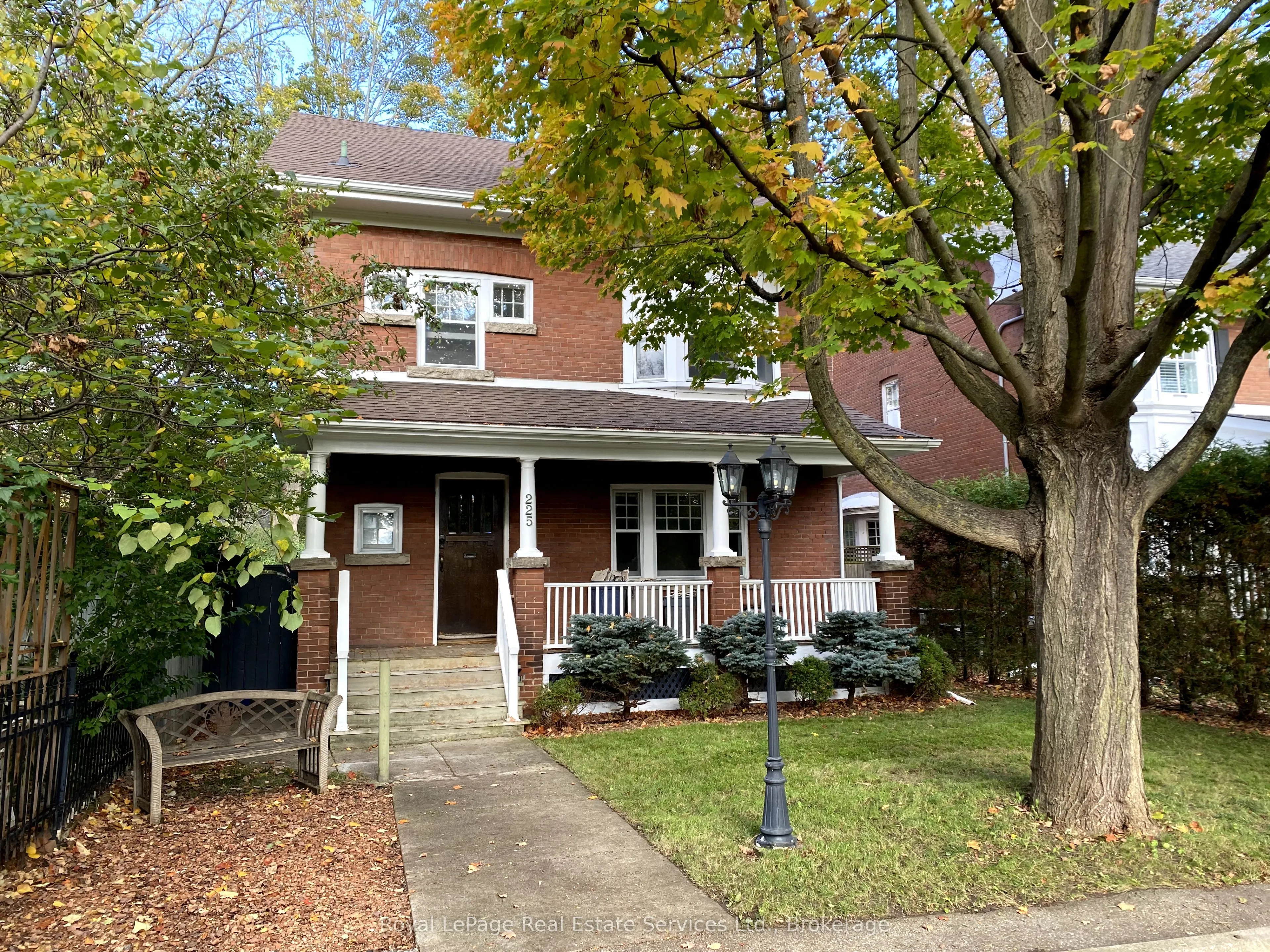 225 Trafalgar Road, #2