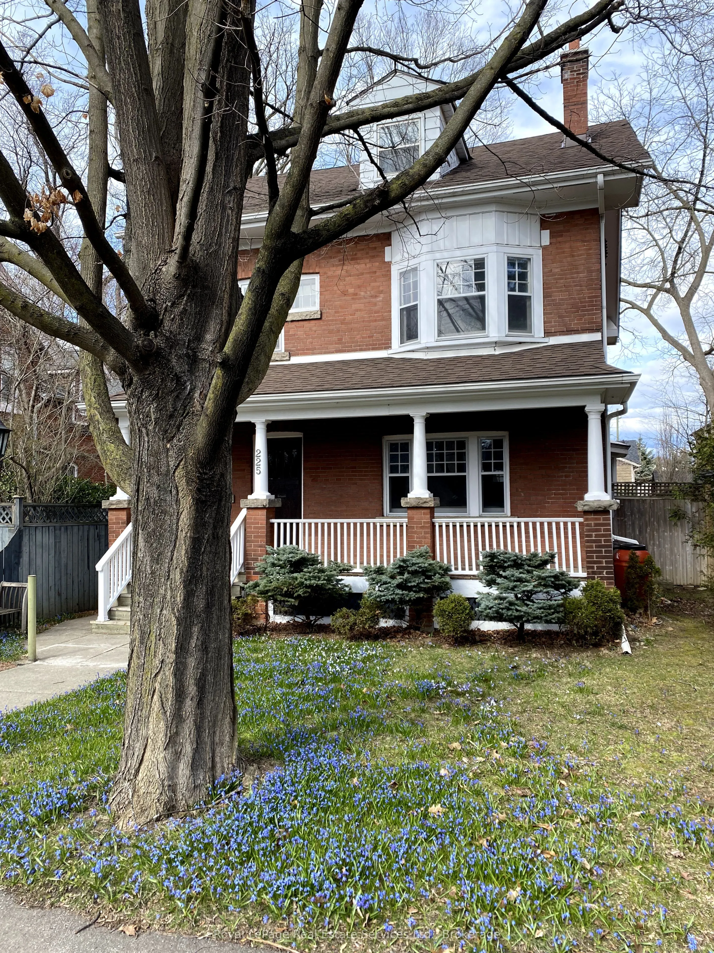 225 Trafalgar Road, #2