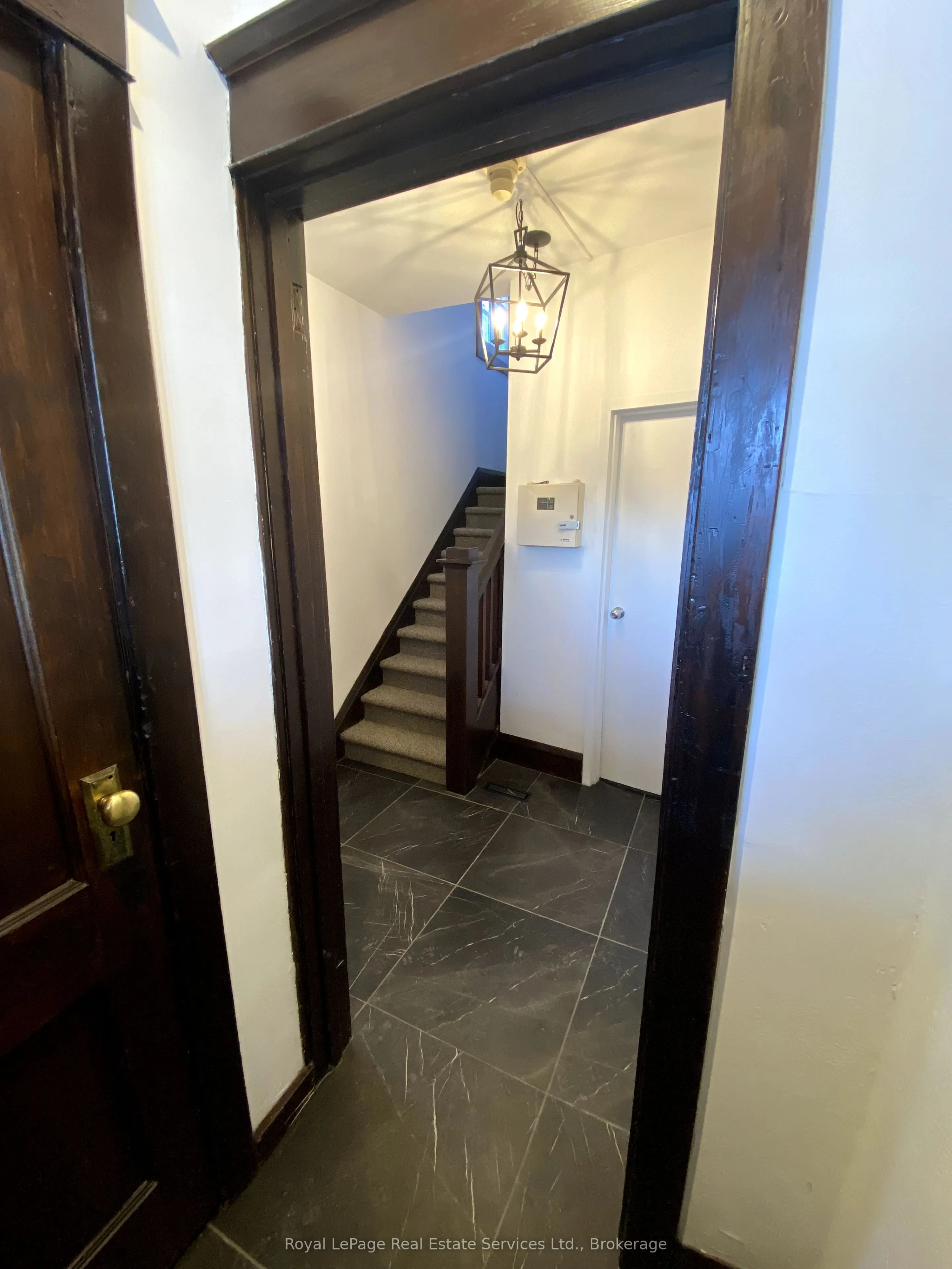 225 Trafalgar Road, #2