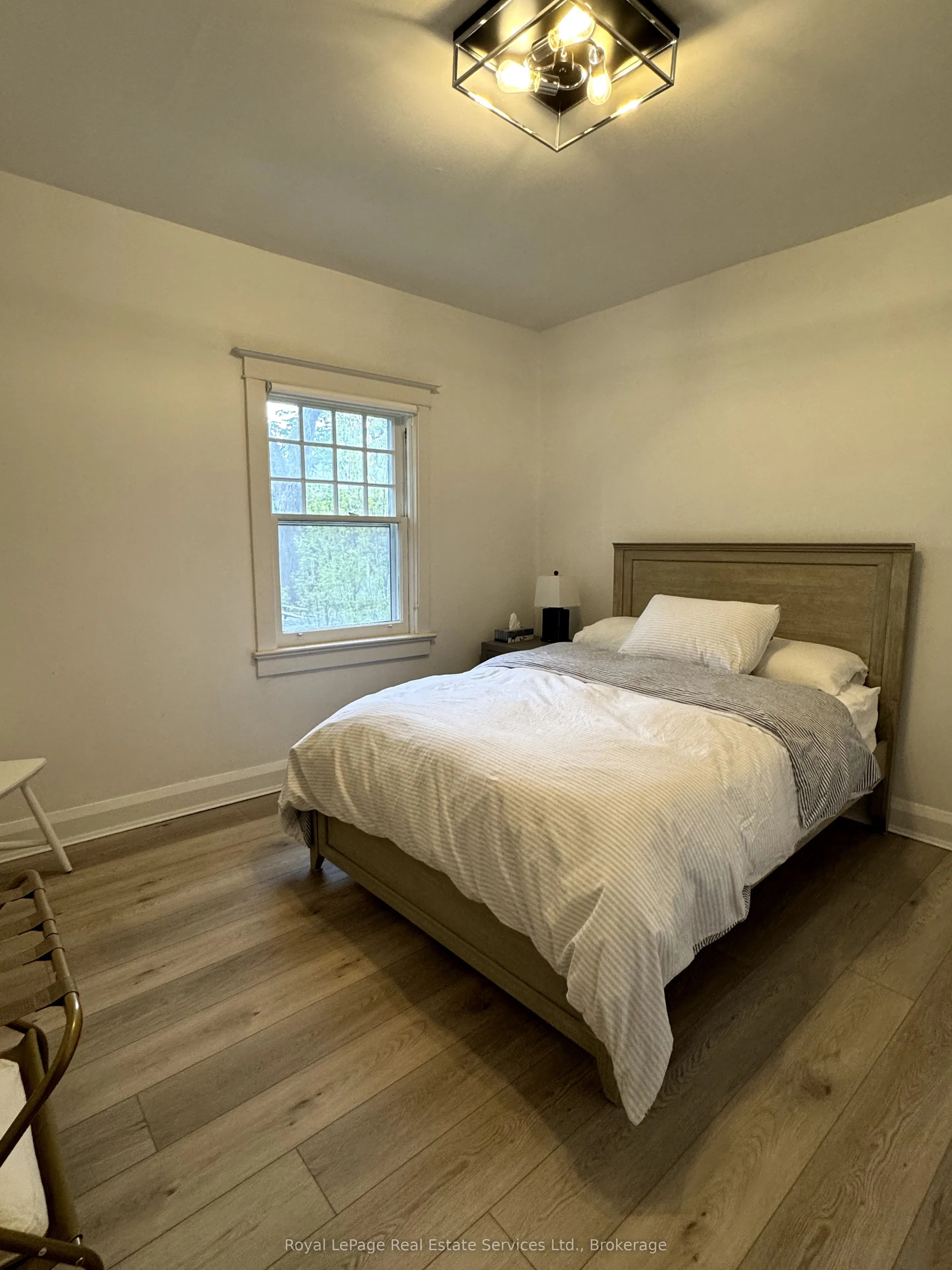 225 Trafalgar Road, #2