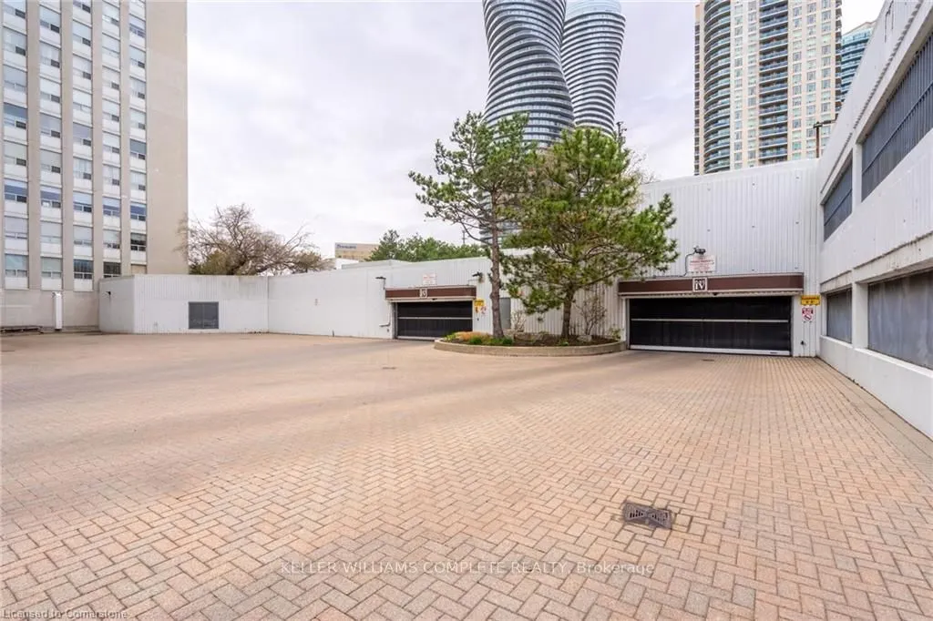 3650 Kaneff Crescent, #2302