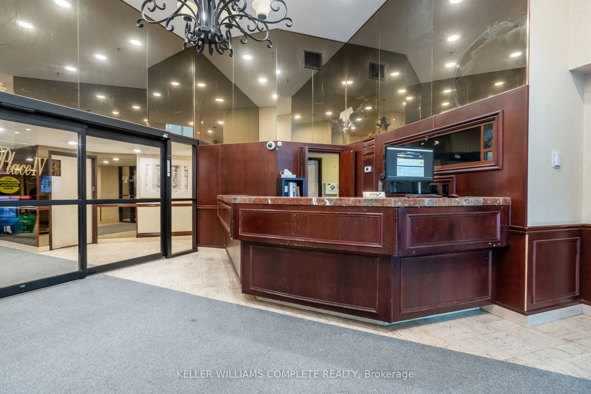 3650 Kaneff Crescent, #2302