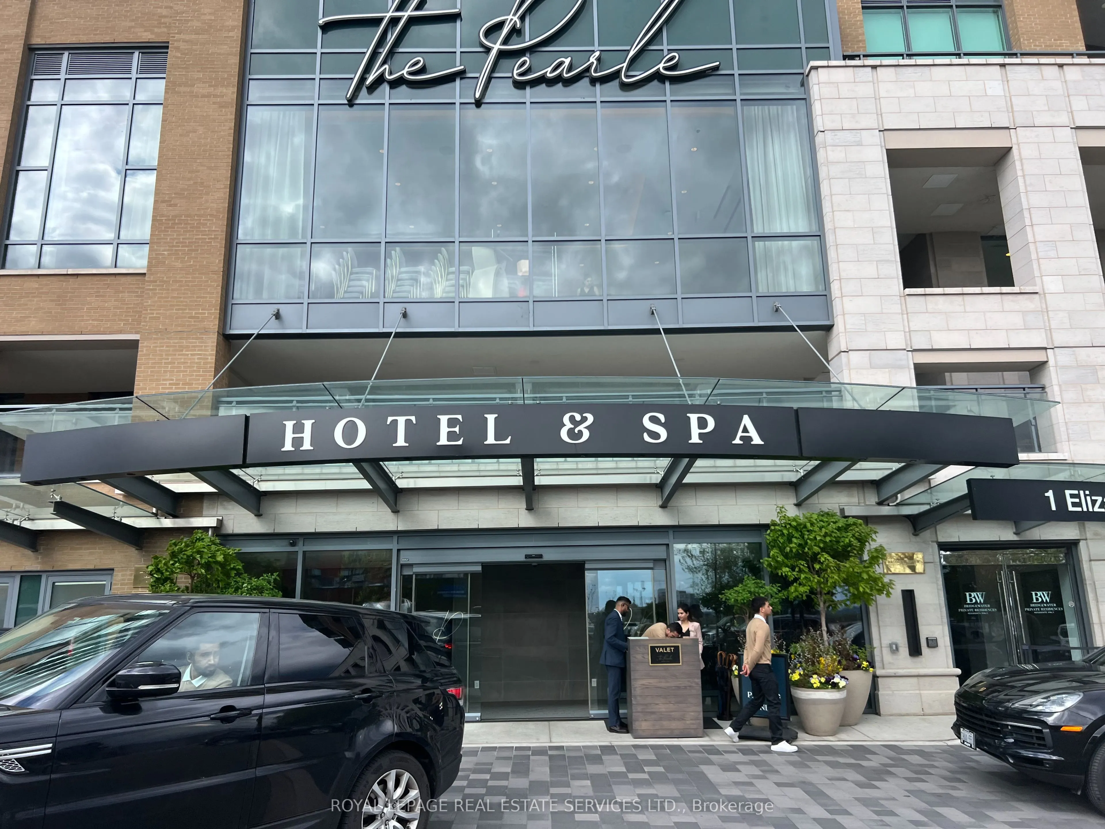 1441 Elgin Street, #117