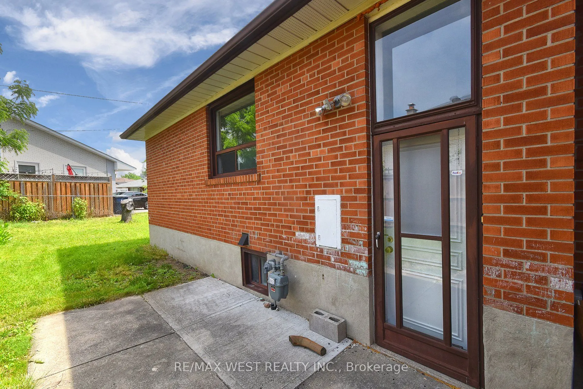 124 Allanhurst Drive, #Basement