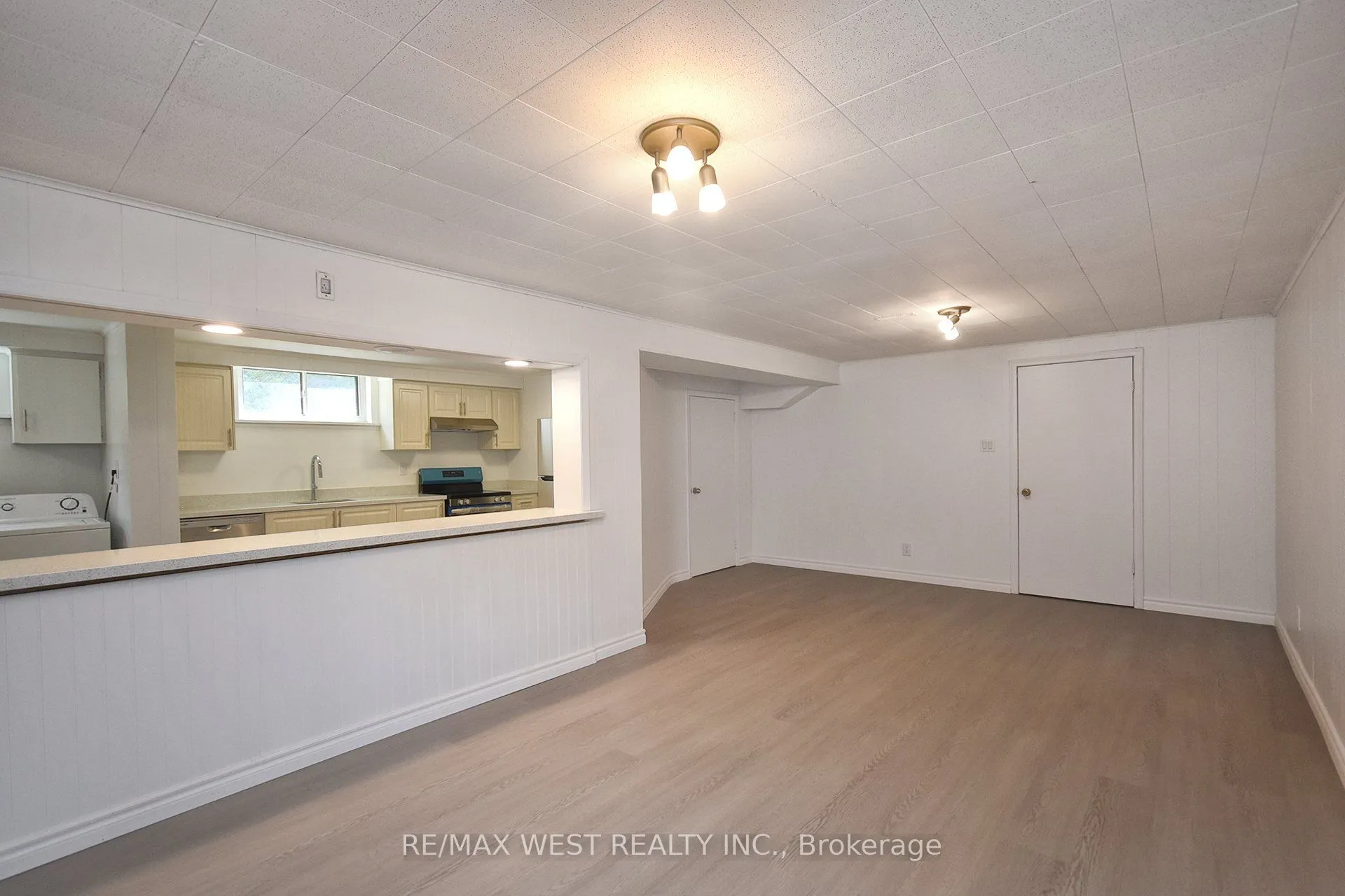 124 Allanhurst Drive, #Basement