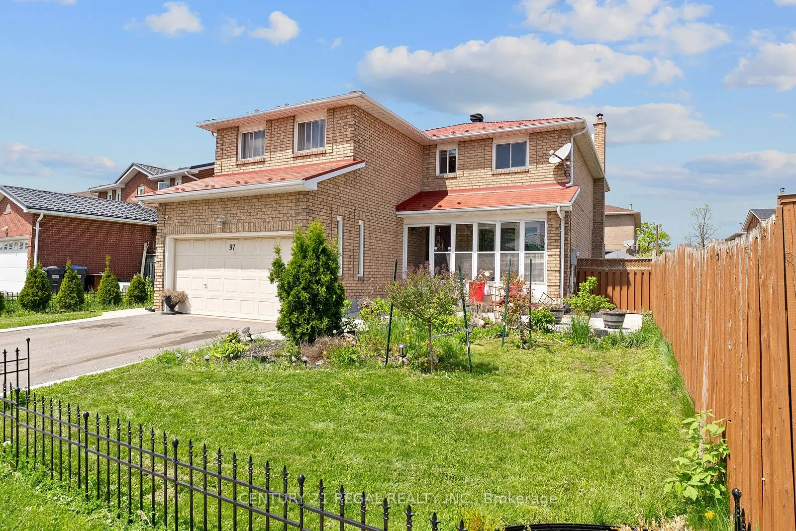 97 Hinchley Wood Grove