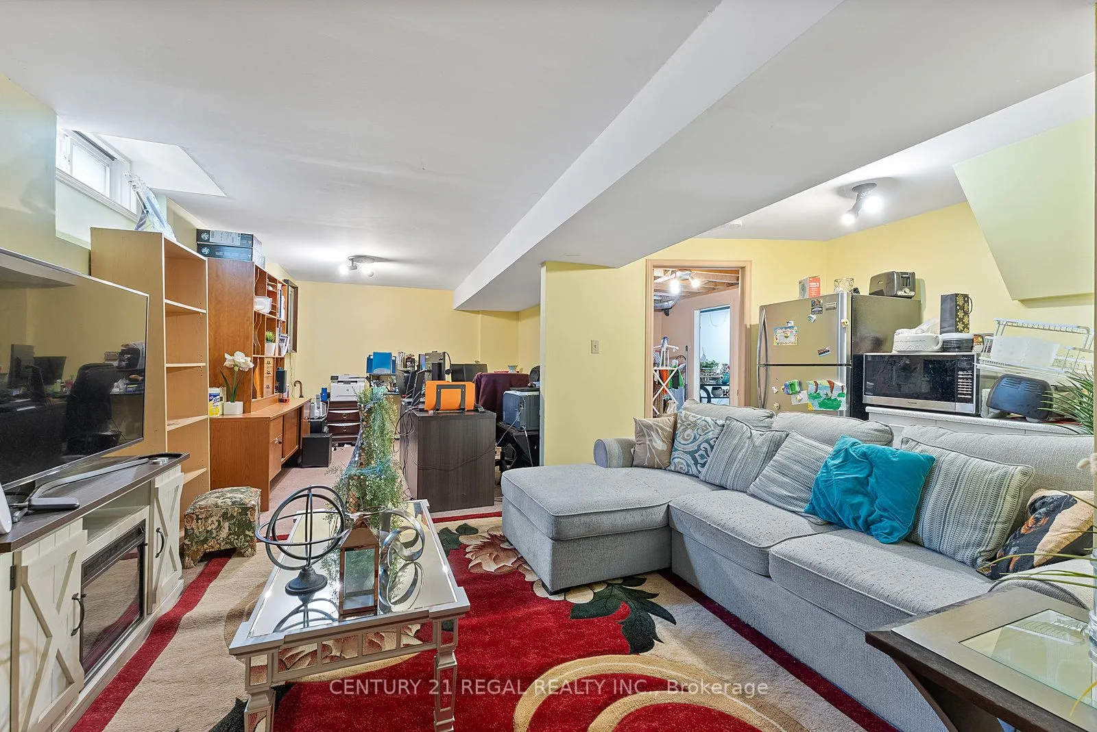 97 Hinchley Wood Grove