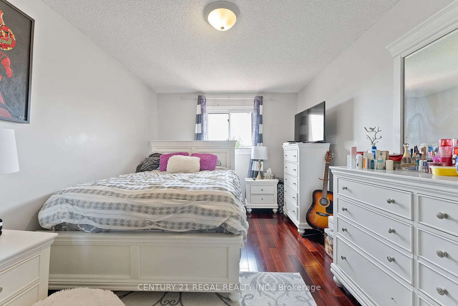 97 Hinchley Wood Grove