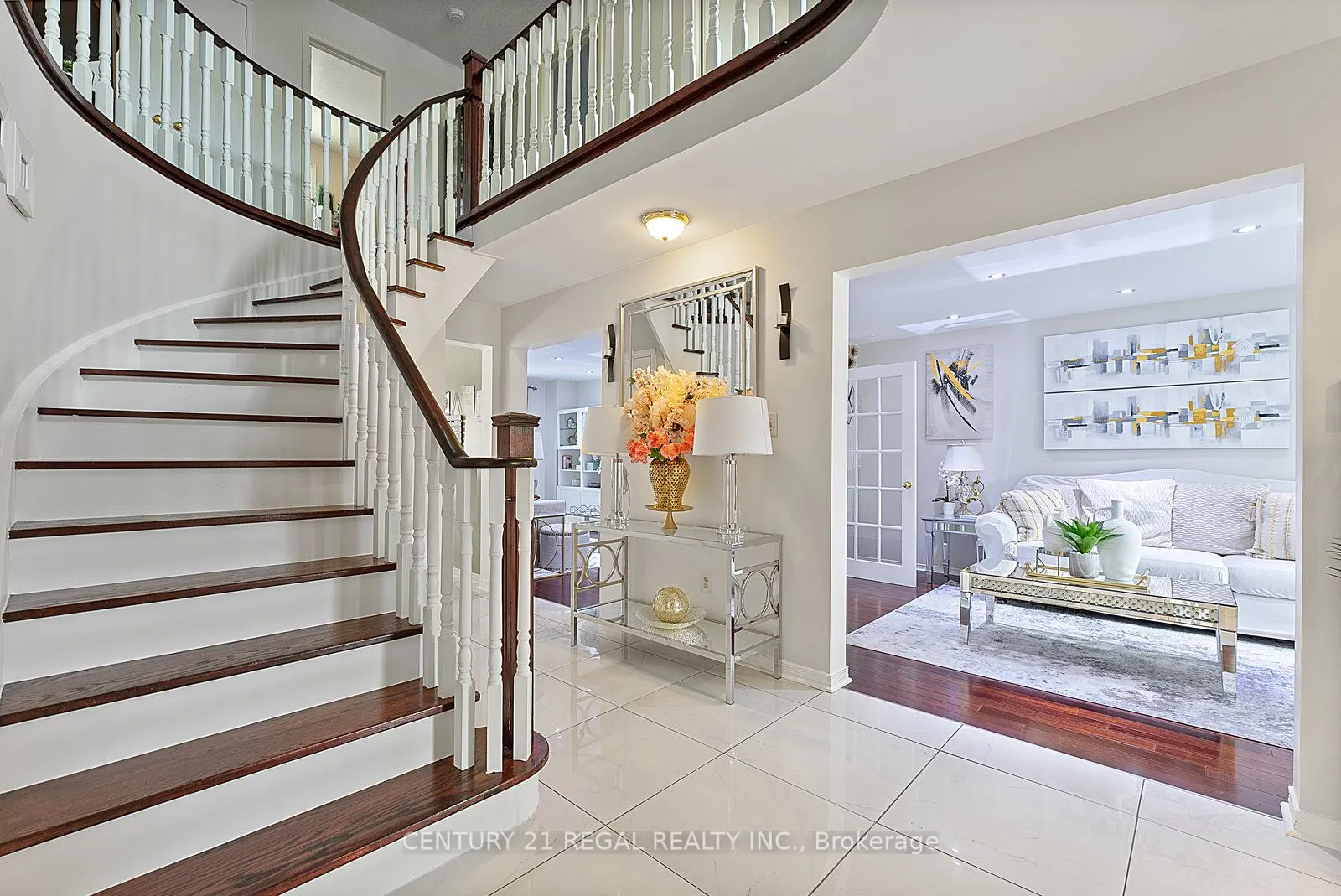 97 Hinchley Wood Grove