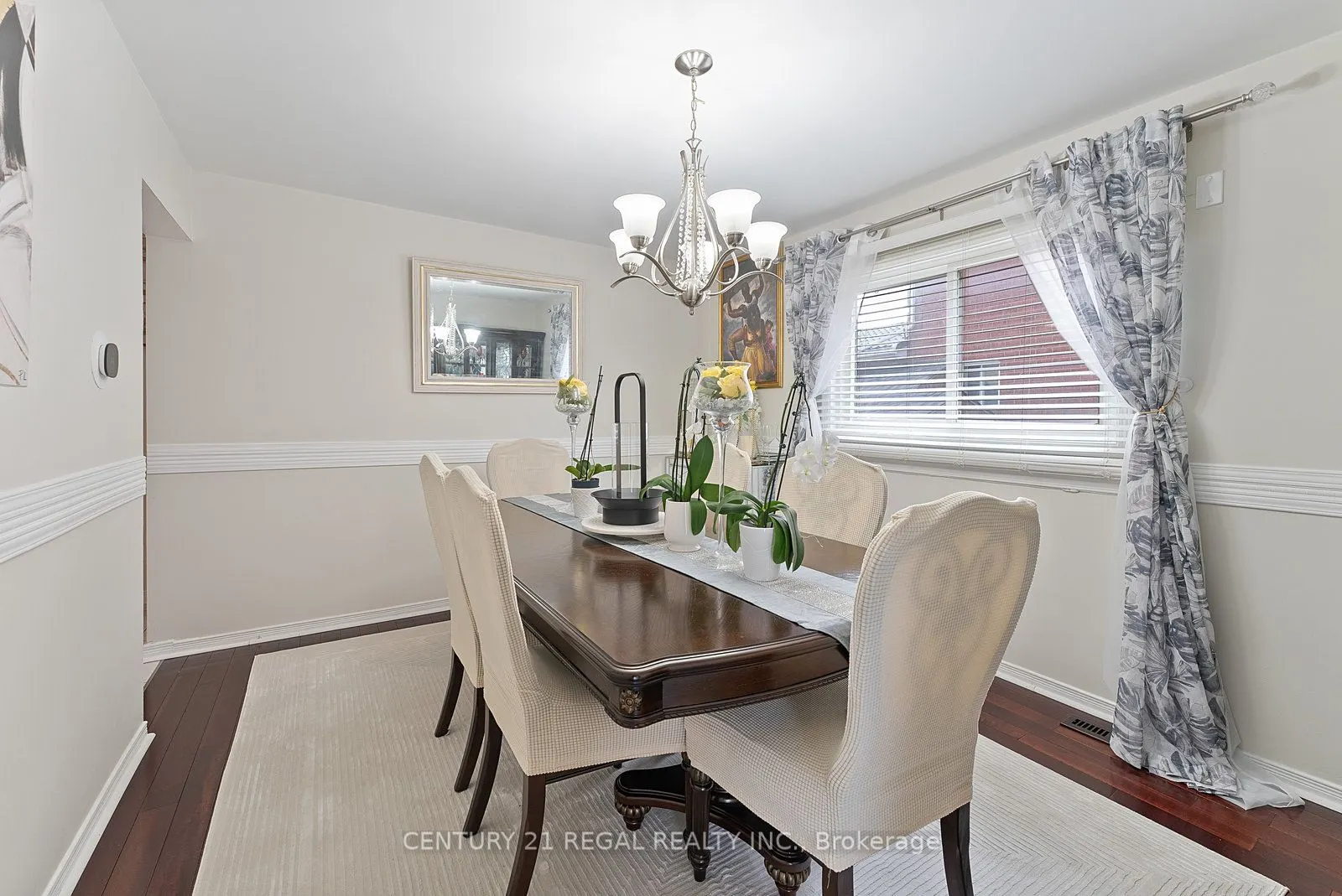 97 Hinchley Wood Grove