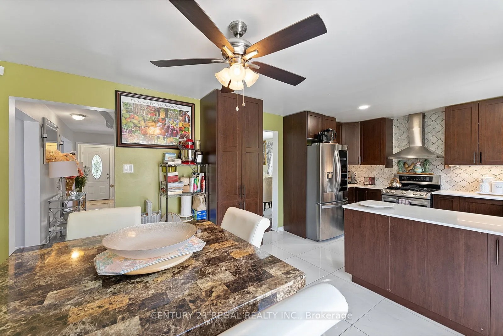 97 Hinchley Wood Grove