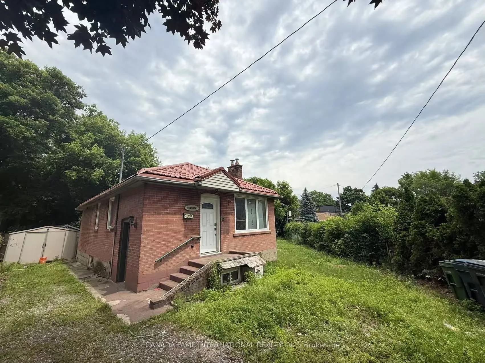 1 Lundy Avenue