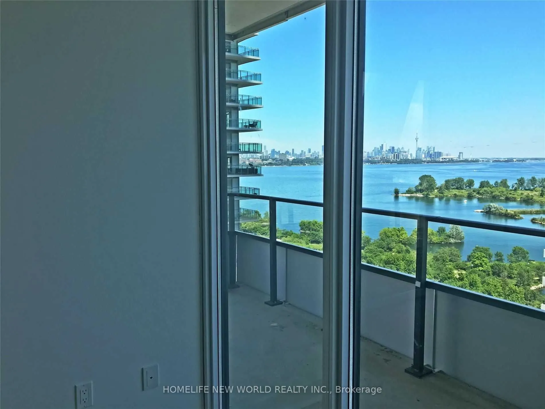 30 Shore Breeze Drive, #1416