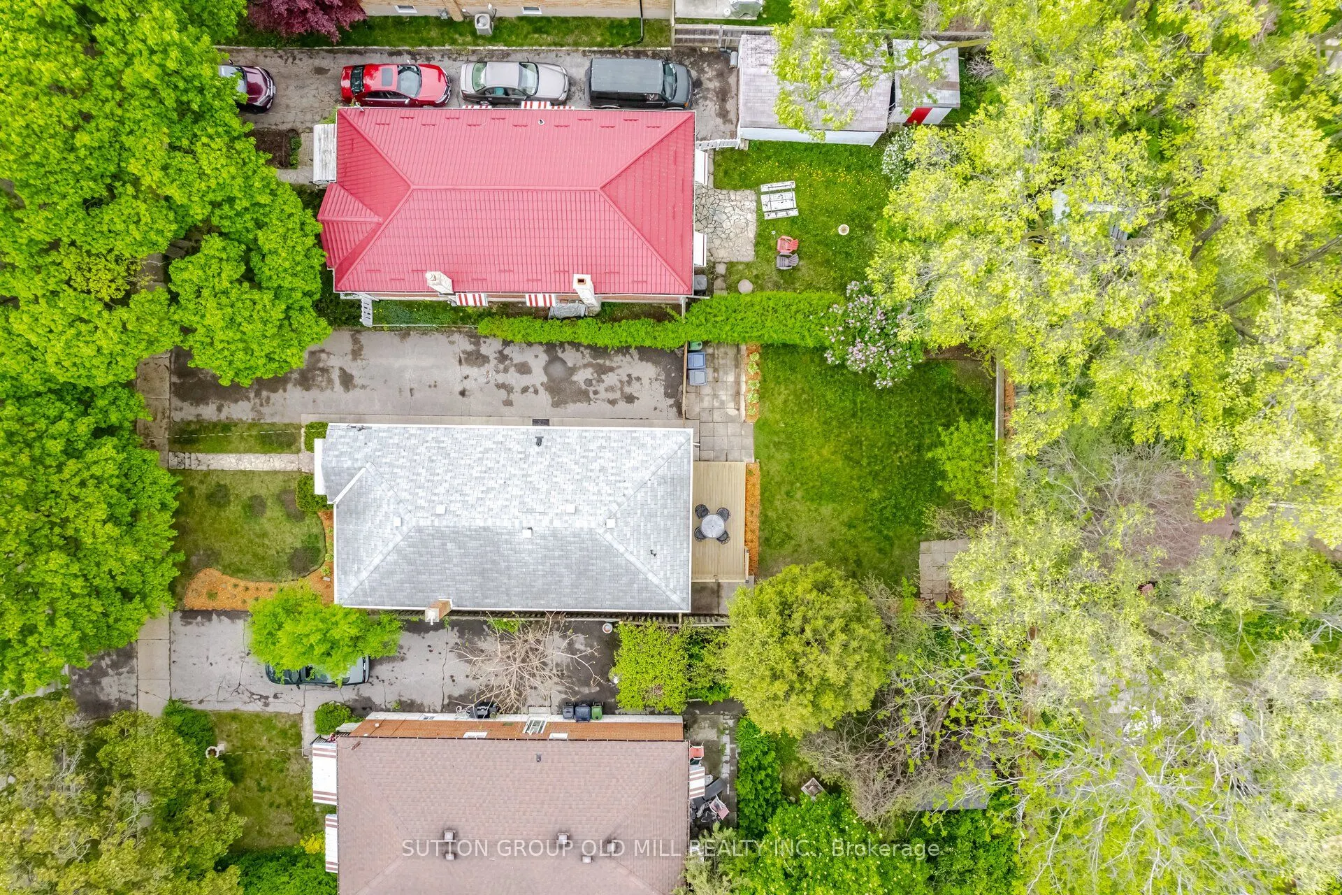 112 North Carson Street