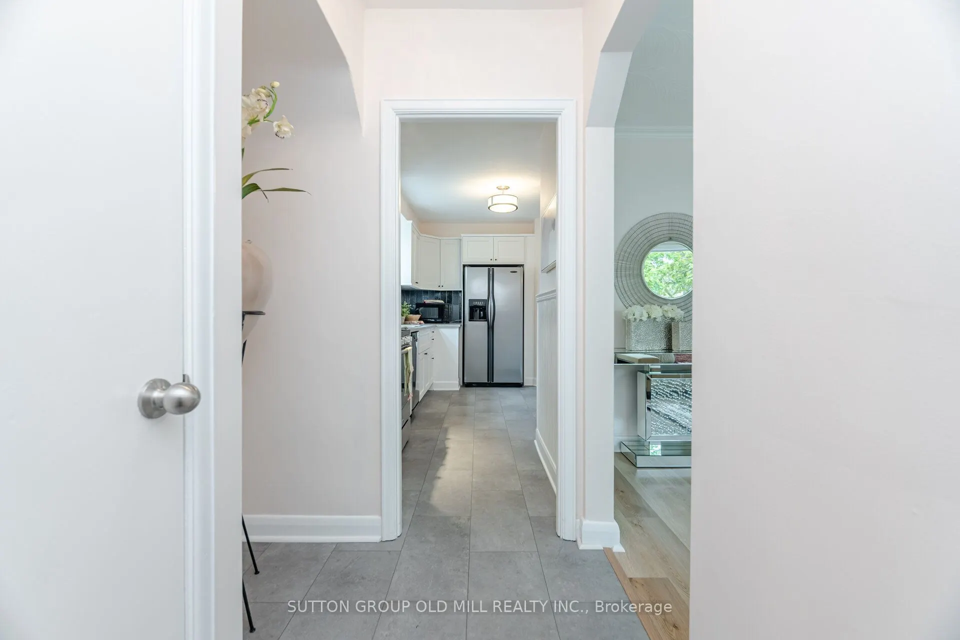 112 North Carson Street