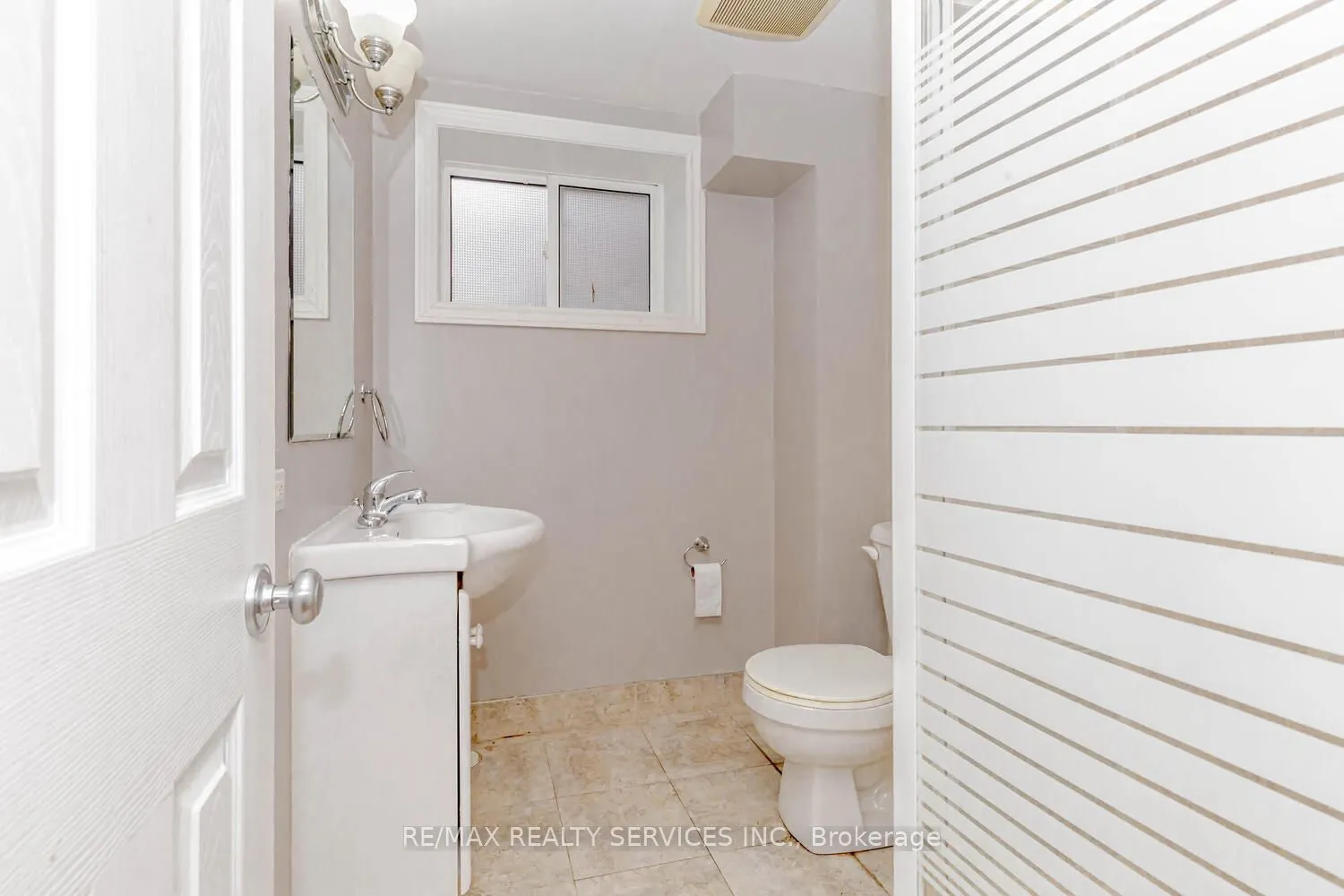 1259 Twin Oaks Dell Drive