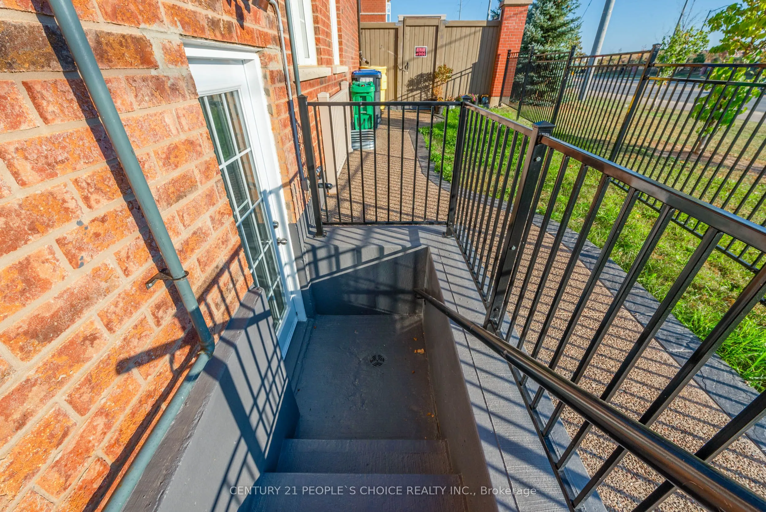 40 Stedford Crescent