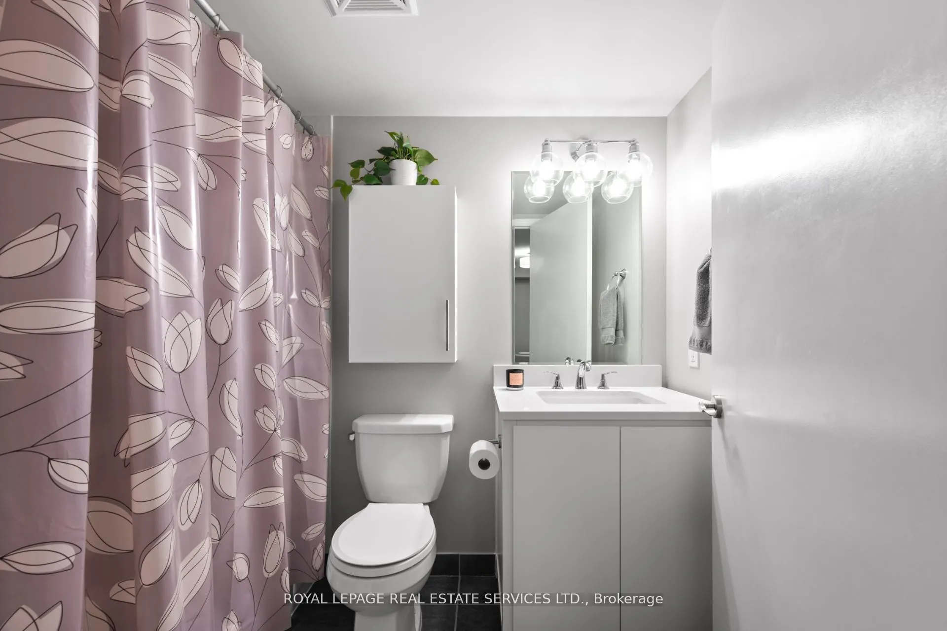 60 Heintzman Street #834